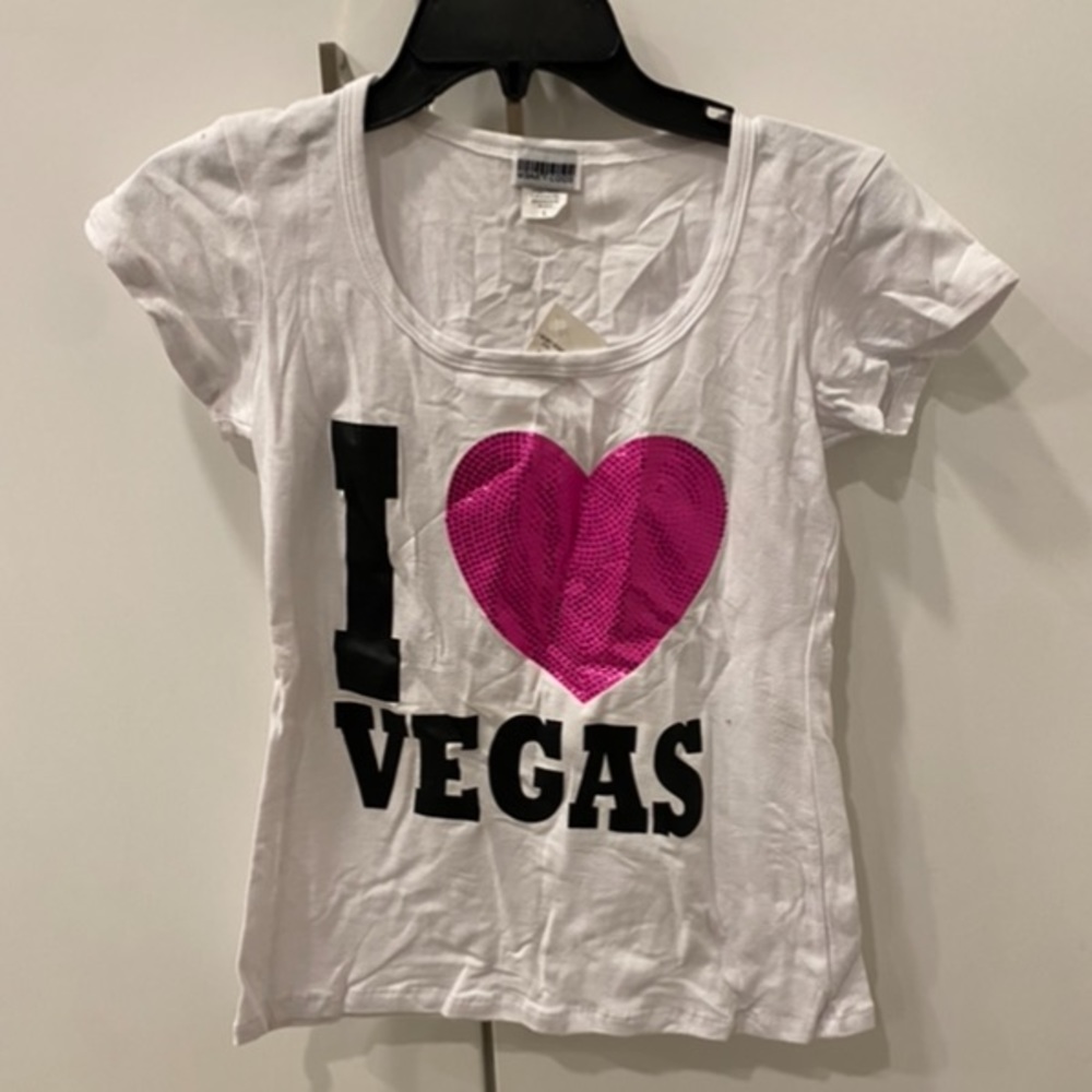 “I <3 Vegas” T-Shirt